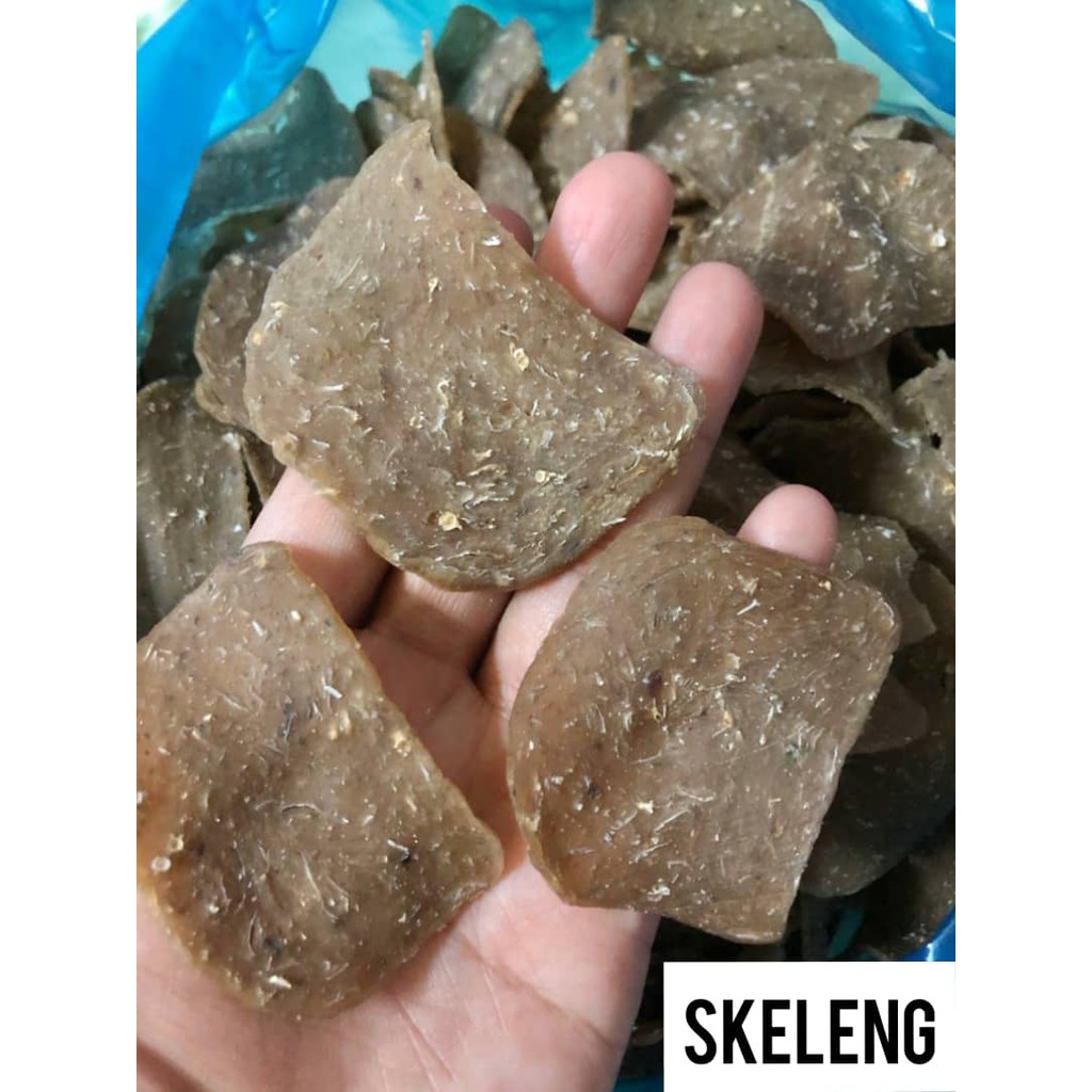 (1KG - 500G SKELENG ) KEROPOK IKAN ASLI WARISAN TOK MAT TELEBISEN SINCE 1988 KUALA BESUT (SUPER EXTRA IKAN