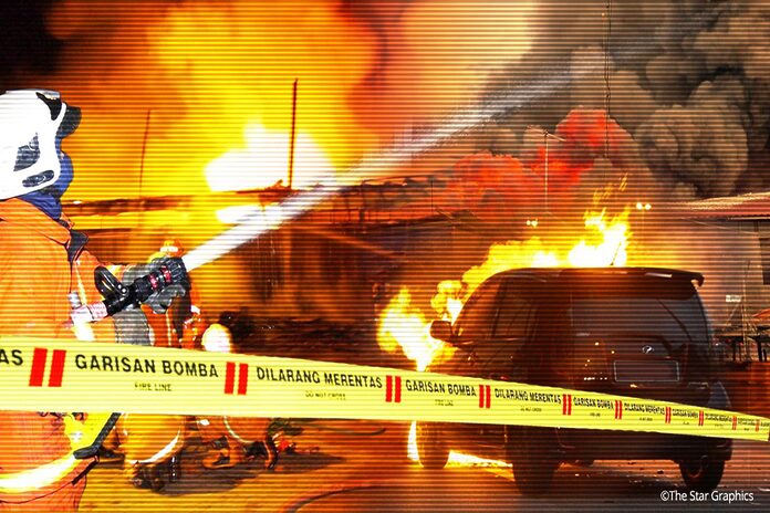 81-year-old man killed in Bkt Gambir fire