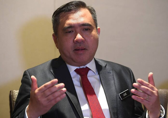 All parties should abide by PM's comment barring use of party logos for gov't aid, says Loke