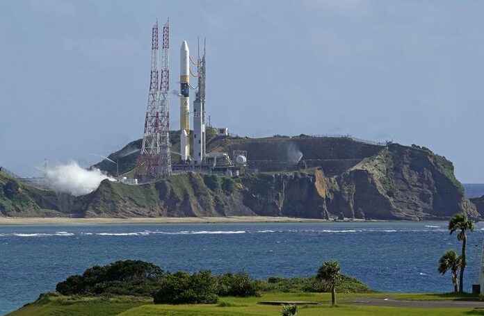 Japan suspends launch of rocket carrying moon lander because of winds