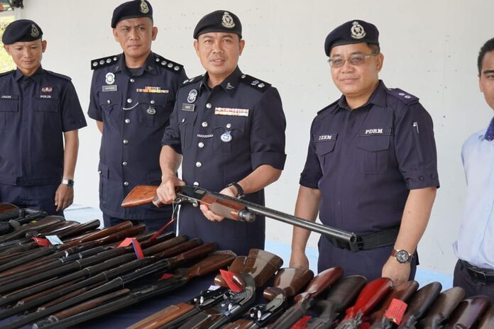 Kudat police dispose of more than 40 unclaimed firearms