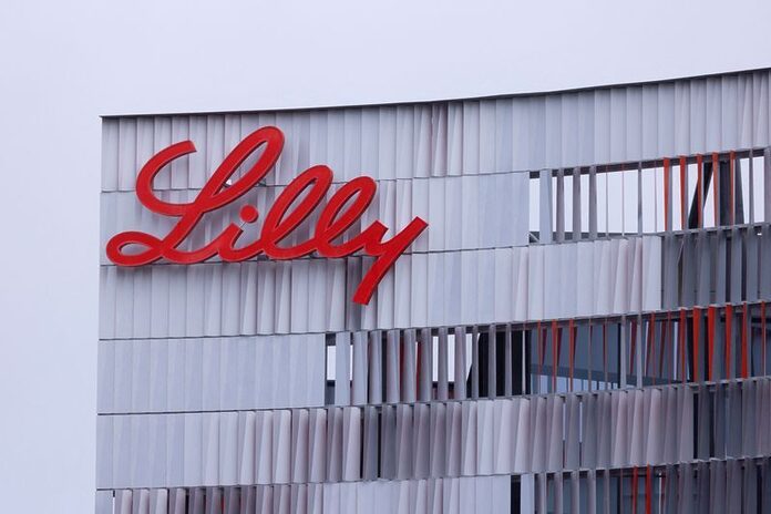 Lilly drug slows Alzheimer's by 60% for mildly impaired patients, Alzheimer's group says