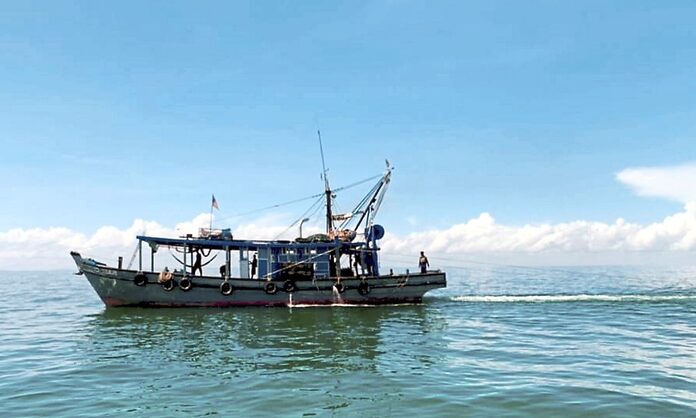 Malaysia urges Vietnam to convene joint committee meeting on unregulated fishing