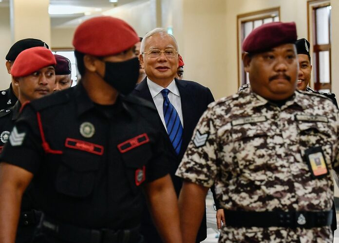 Najib applies for DNAA in RM27mil SRC case