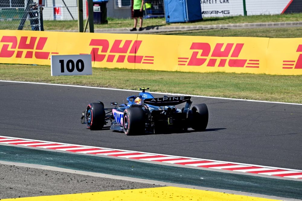 Pierre Gasly, Alpine A523, heads to the pits with a puncture