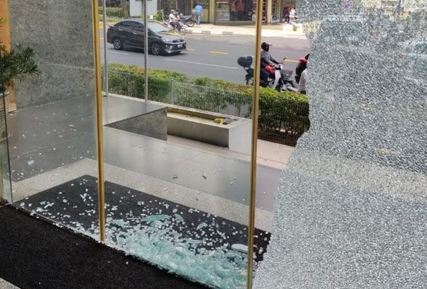 Suspect who broke glass panel of PAS HQ was on drugs, cops say