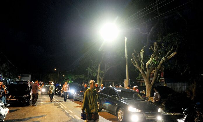 RM7.7mil allocation for streetlights brings relief to Felda settlers