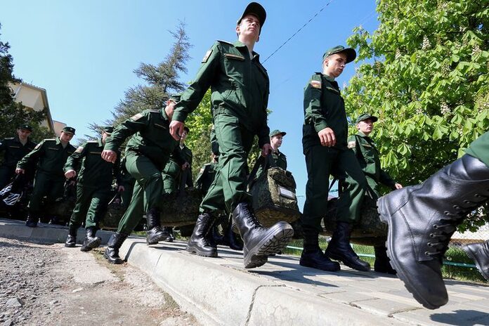 Russian lawmakers vote to raise conscription age limit to 30