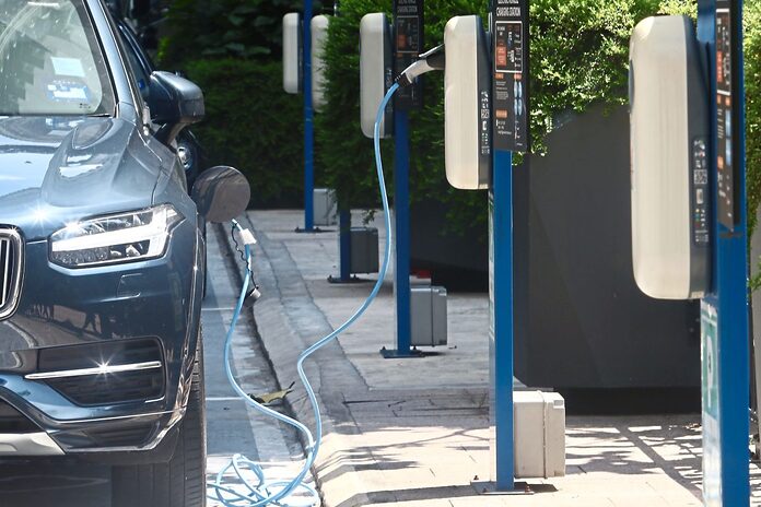 Selangor to have 1,000 EV charging stations by end of this year