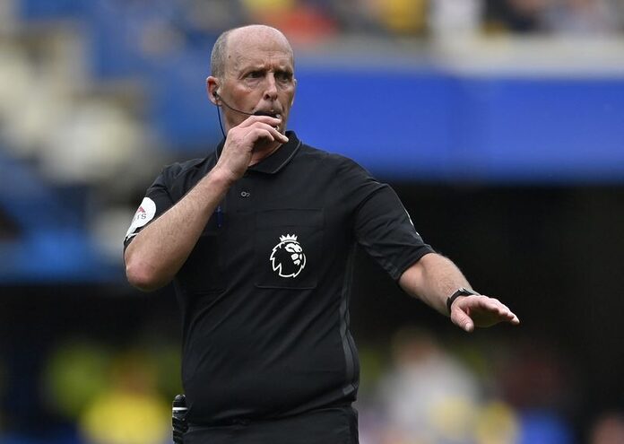 Soccer-Former ref Dean says Taylor 'mate' comment 'blown out of context'