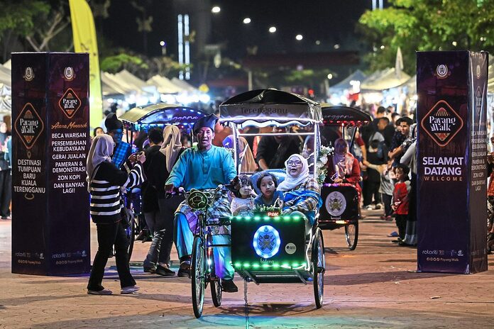 Move to help rickshaw riders and traders in KT