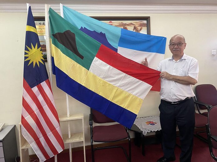 Teach more of Sabah's pre-Malaysia history in schools, says former CM