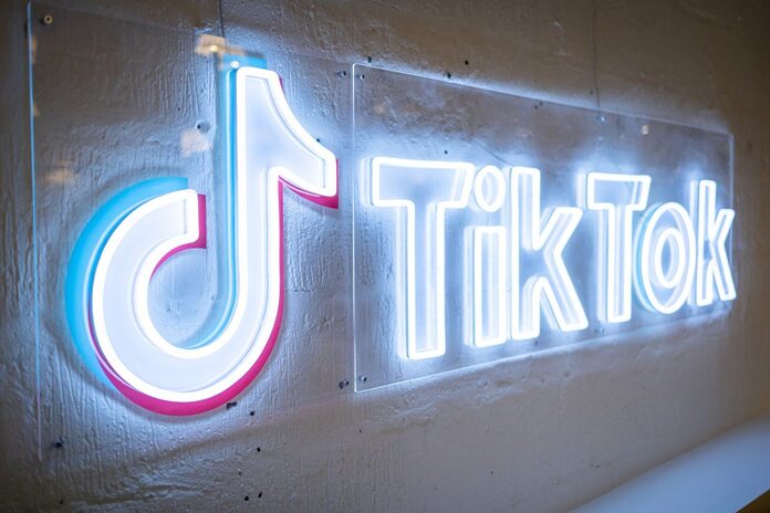 TikTok rivals Twitter with new text format