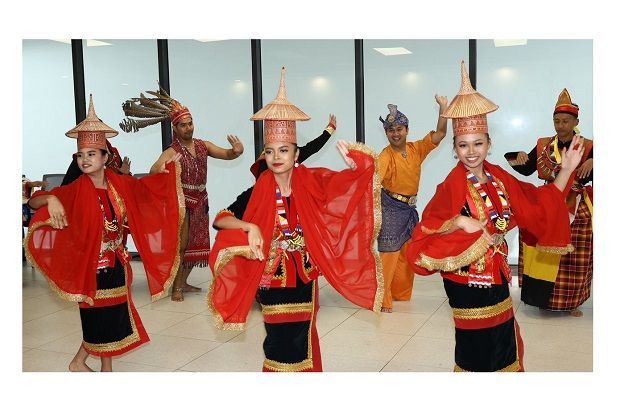 Unimas cultural troupe to represent Malaysia at France world music and dance fest