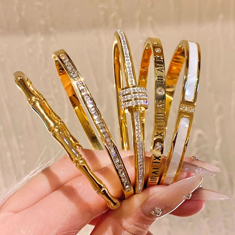 Gold-Plated 18K Titanium Steel Bracelet Vacuum Plating Non-Fading Bracelet CART Light Luxury Full Diamond Bracelet i ter