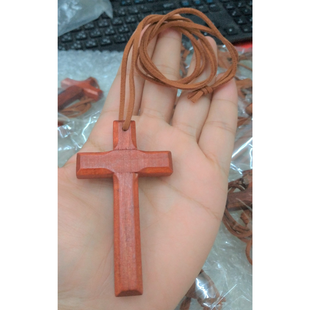 〈 Knock Door Meet Happiness 〉 Wooden Cross Necklace Leather Rope Baptism Decision Evangelism Gospel Merchandise Christian Jesus