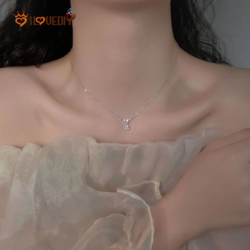 Ladies Elegant Vintage Fashion Water Drop Shaped Pendant Necklace Girls Shiny Diamond Clavicle Necklace Women Choker Necklace Popular Jewelry Accessories