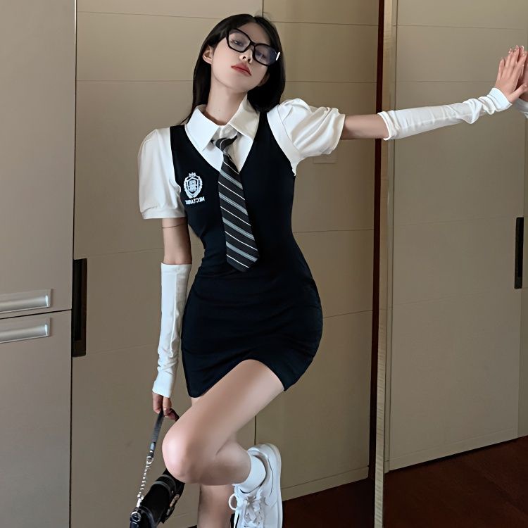 Narrow-waist Puff Sleeve Short Skirt Embroidered American Slimmer Look Dress Hot Girl Fake Two-Piece jk Hip Badge Female Preppy Style MQ5K