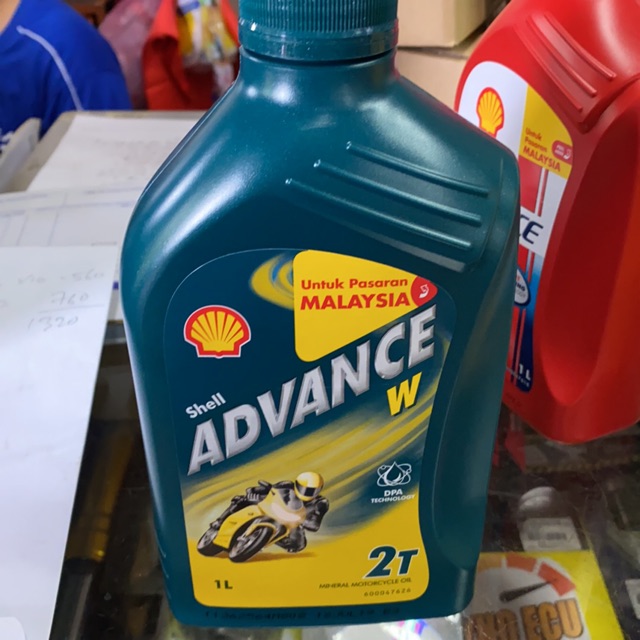 Shell Advance w 2T W2T Oil 1 Litre Kini Wangi 100% Original Yamaha Honda Suzuki KAWASAKI Y125ZR y125 RXZ semi minyak