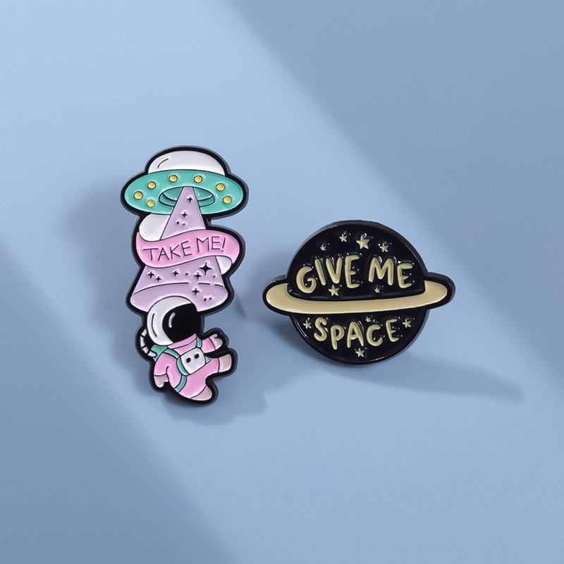 Space Planet Astronaut Enamel Pins Brooches Cartoon Spaceship Brooch Cosmic Pin Lapel Badges Jewelry Gift for Friends