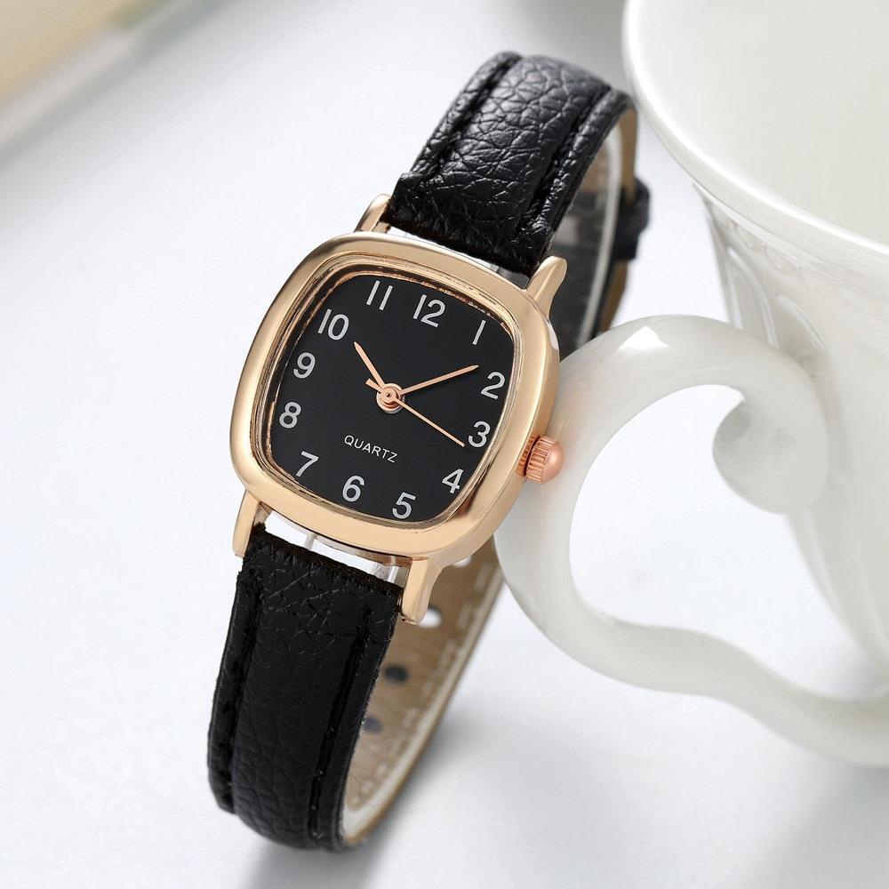 Square Women Watch Simple Small Dial Student Watches Vintage Belt Quartz Wrist Watch