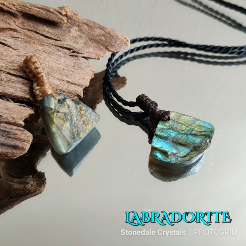 (StC) Artisan Jewellery: Druzy Labradorite Macrame Pendant - Labradorite Crystal Necklace - BOHO Style - Handmade