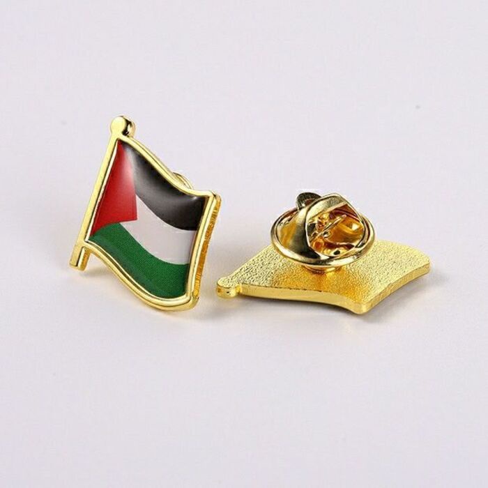 the New Palestinian National Flag Brooch Crystal Drop Glue Craft Flag Fluttering Badge High-end Craft Gold